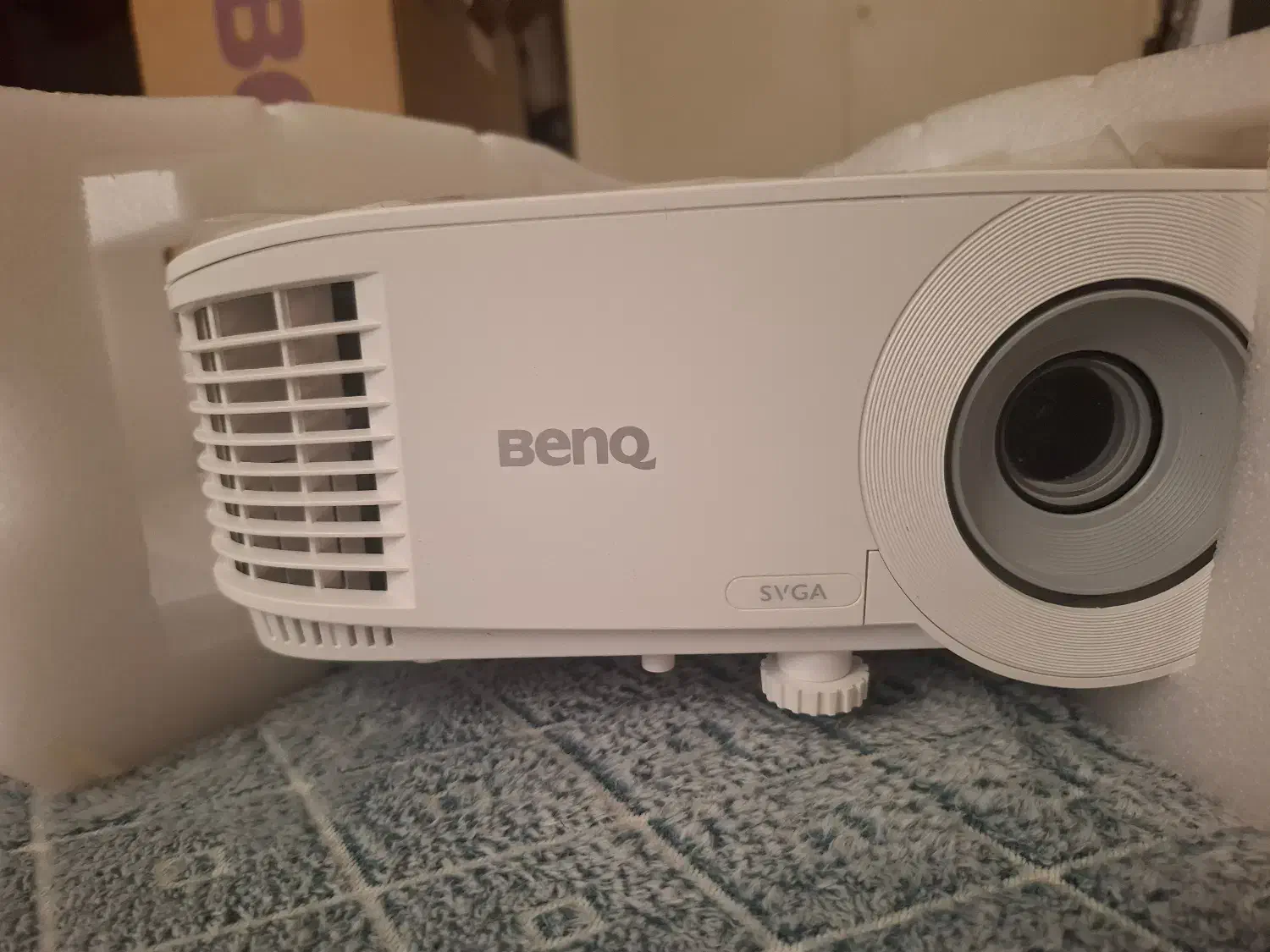 ویدئو پروژکتور زیر قیمت بازار|تلویزیون و پروژکتور|کرج, جهانشهر|دیوار