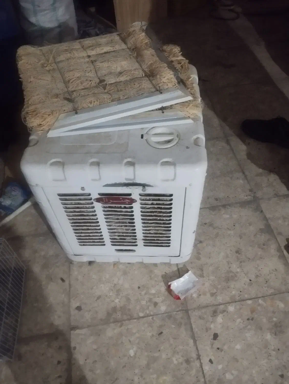 کولر کوچک خشک خشک|کولر گازی و فن‌کوئل|زاهدان, |دیوار