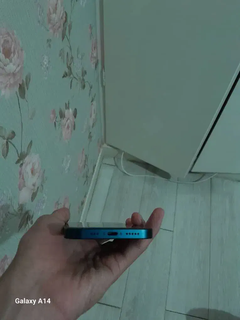 اپل iPhone 13 با حافظهٔ ۱۲۸ گیگابایت|موبایل|تهران, گرگان|دیوار