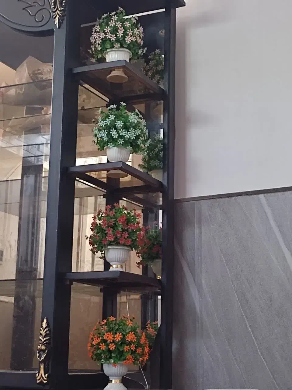 چند قلم جنس نو و در حد نو|بوفه، ویترین، کنسول|کاشان, یحیی آباد|دیوار