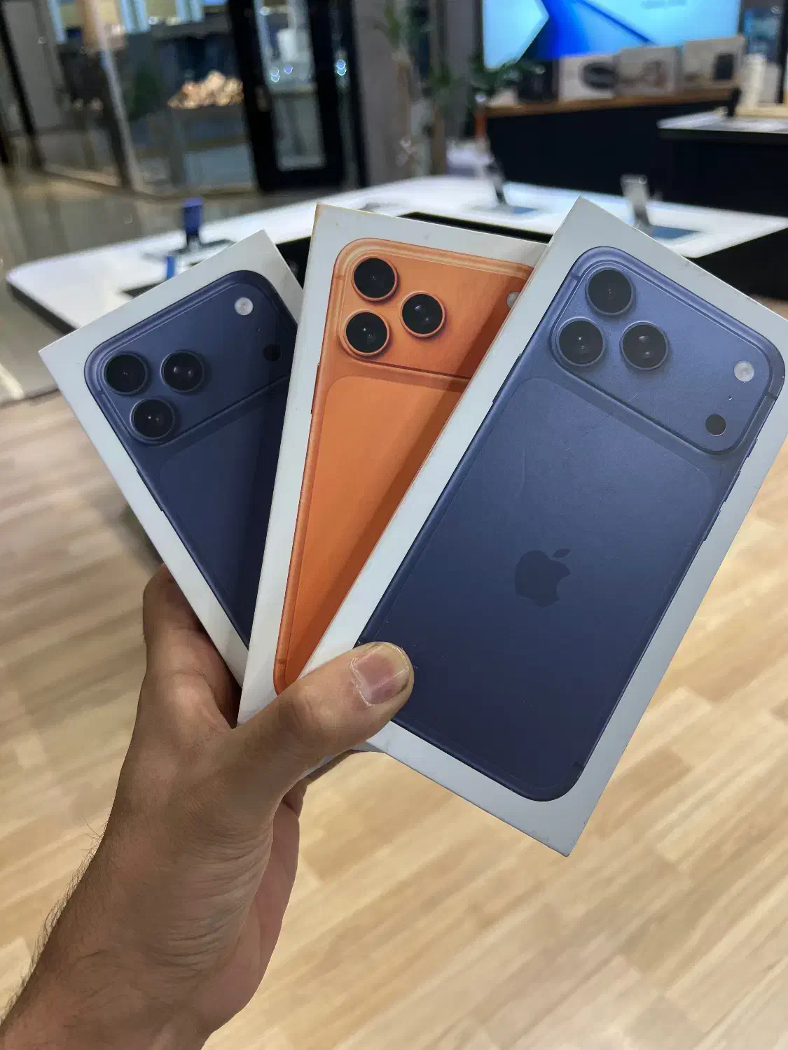 17 پرومکس|موبایل|تهران, اقدسیه|دیوار