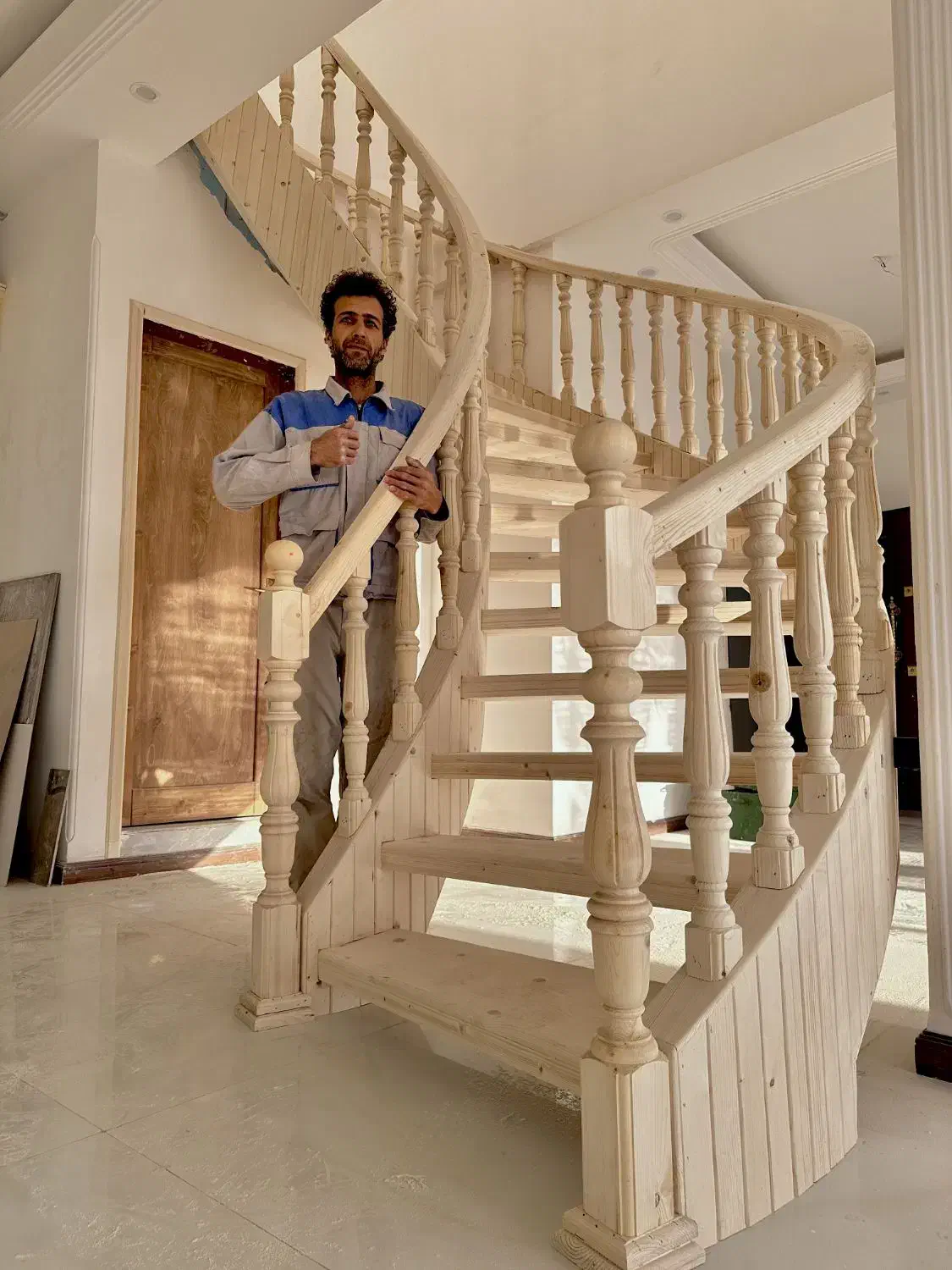 اجرای تخصصی انواع پله دوبلکس پیچ گرد ،نرده، کف پله|خدمات پیشه و مهارت|سبزوار, ابوریحان|دیوار