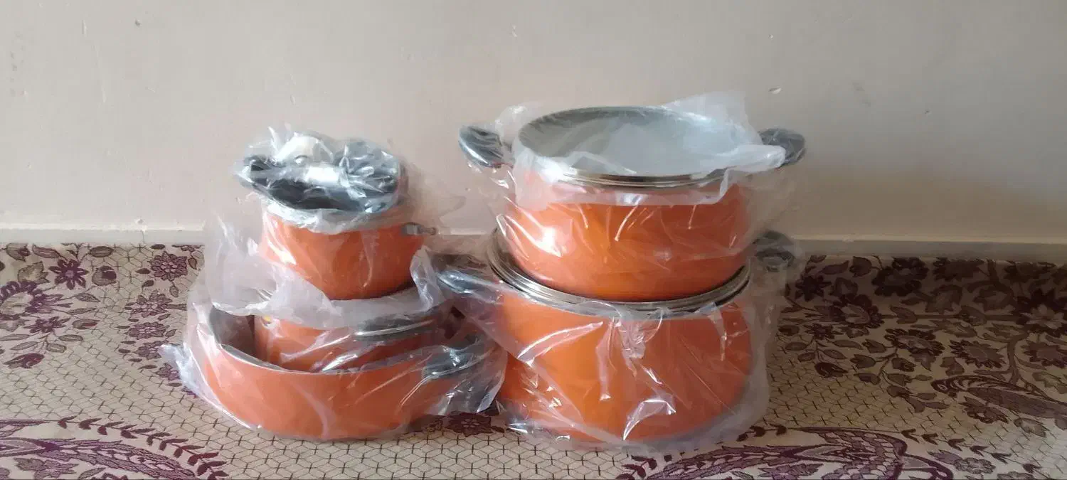 سرویس غذاخوری|ظروف سرو و پذیرایی|رشت, لاکان|دیوار