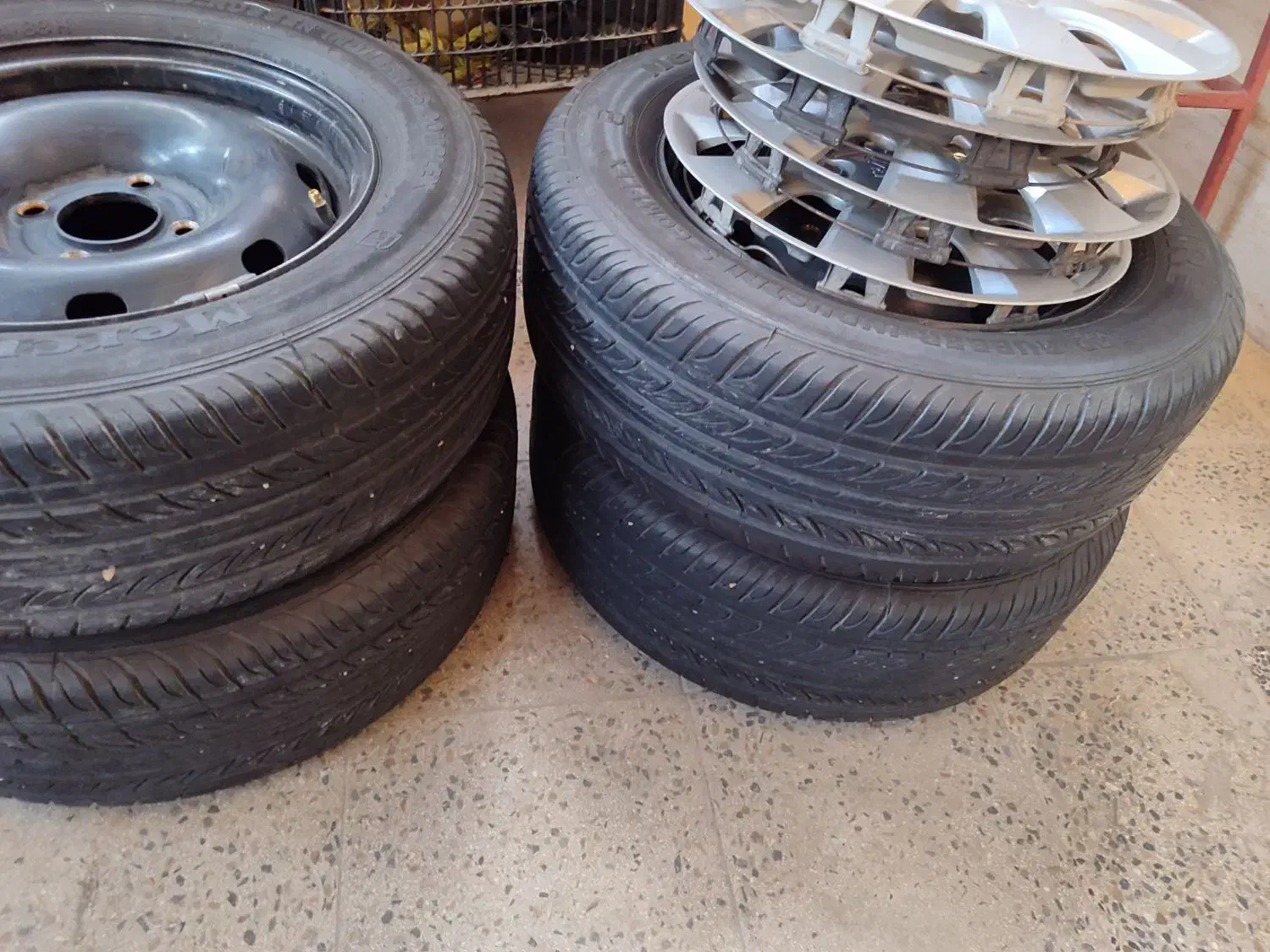 رینگ لاستیک 14 با قالپاق|قطعات یدکی و لوازم جانبی|خرمآباد, |دیوار