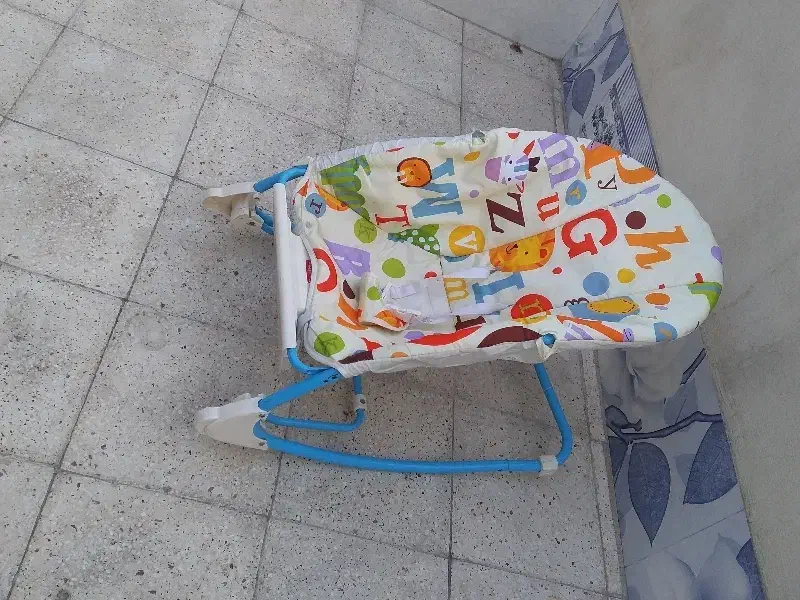 سالم|تخت و صندلی بچه|تهران, سلیمانی|دیوار