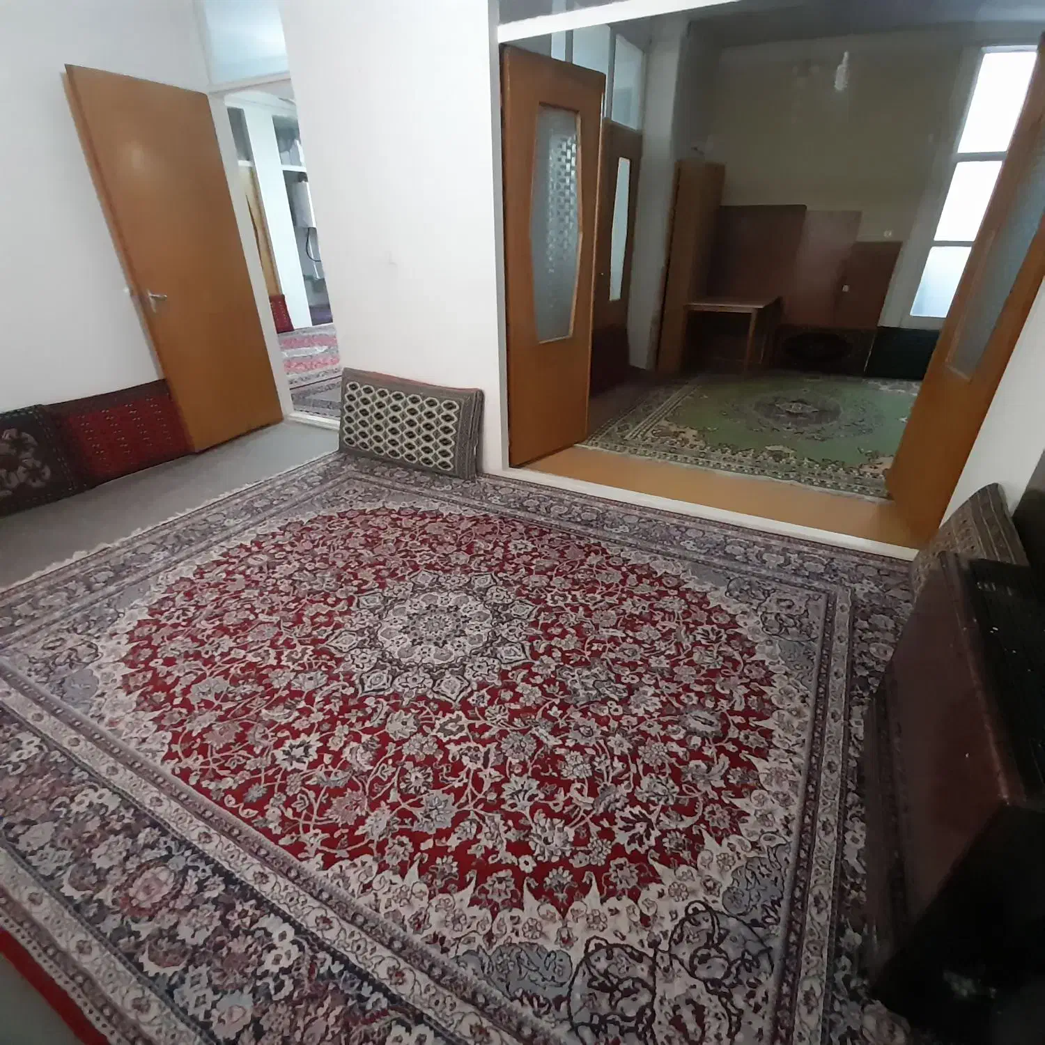 اجاره سوئیت ویلایی۳خوابه، باپارکینگ، مرکزشهردامغان|اجارهٔ کوتاه‌مدت آپارتمان و سوئیت|دامغان, |دیوار