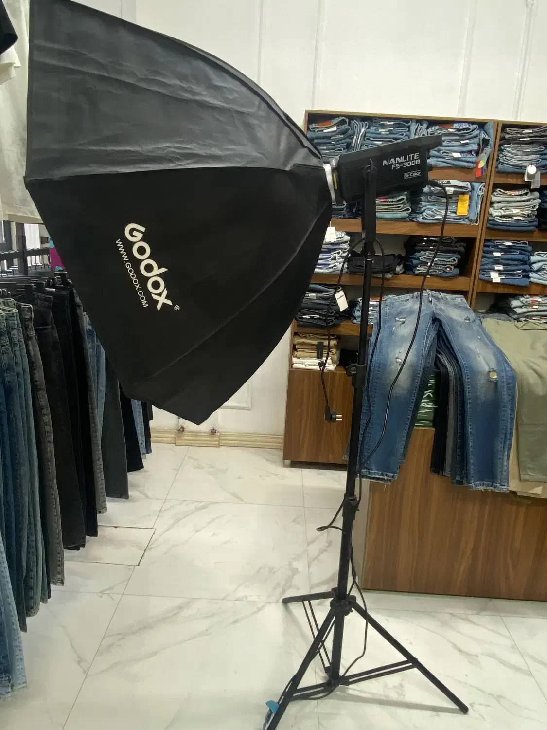 NANLITE FS-300B|دوربین عکاسی و فیلم‌برداری|مشهد, وکیل‌آباد|دیوار