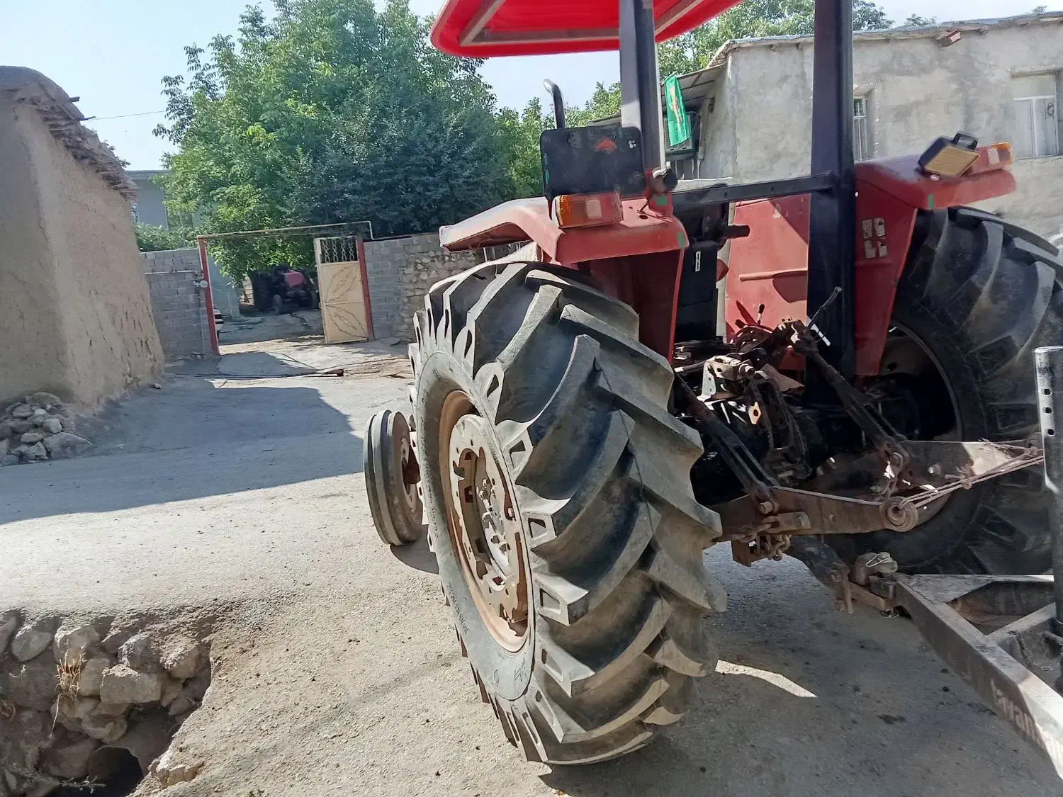 فرگوسن مدل 86|خودرو سنگین|بیستون, |دیوار