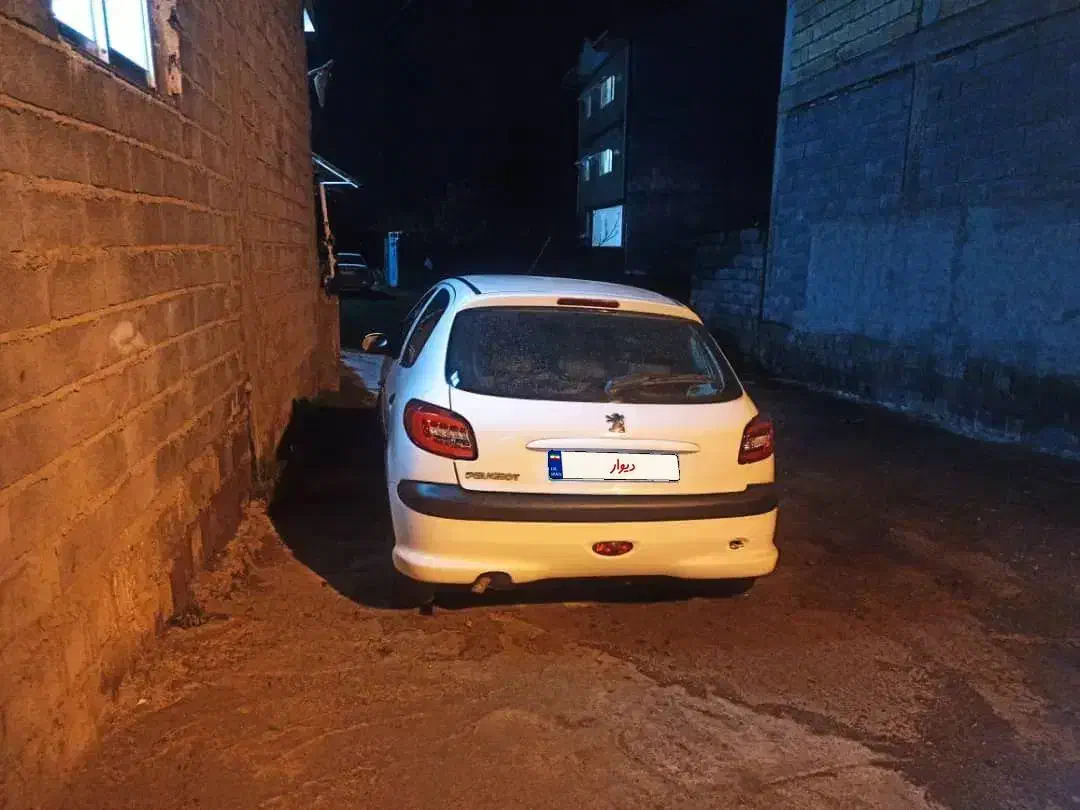 206|خودرو سواری و وانت|لاهیجان, لیالستان|دیوار