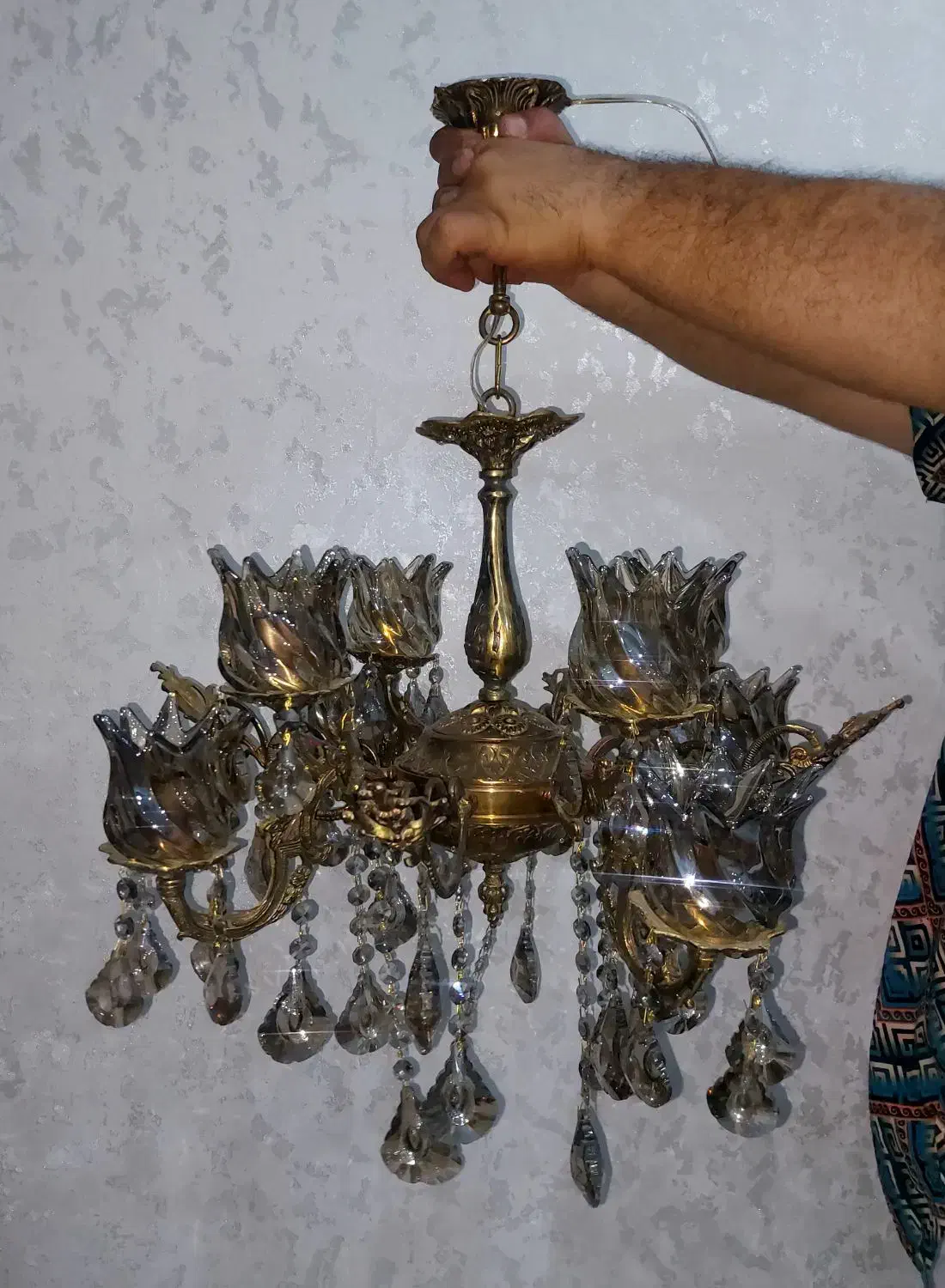 لوستر برنز|لوستر و چراغ آویز|قدس, شهرقدس|دیوار