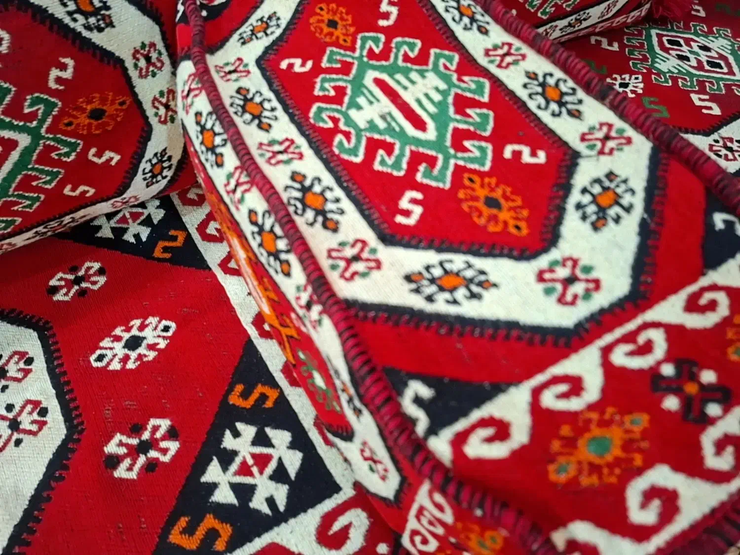 پافرشی سلطنتی گلیمی|گلیم، جاجیم، گبه|دهدشت, |دیوار