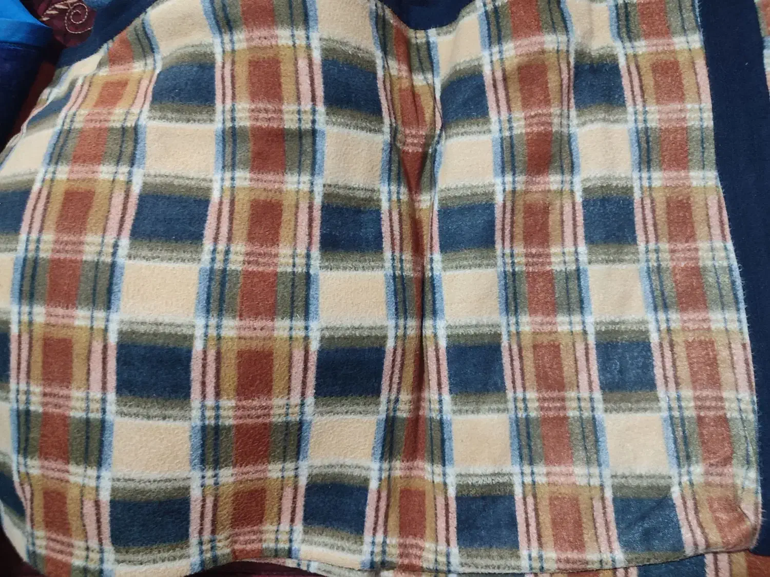 فروش تعدادی پتو|رختخواب، بالش، پتو|شیراز, درکی|دیوار