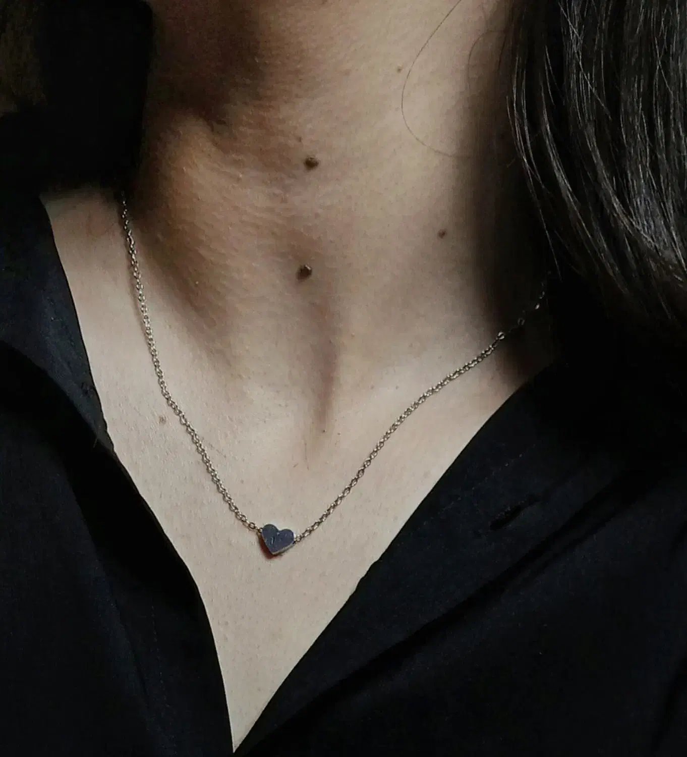 گردنبند قلب|بدلیجات|رشت, دروازه لاکان|دیوار