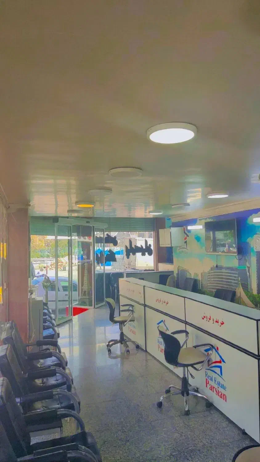 استخدام مشاورین حرفه ای و مبتدی در منطقه ۱۰|استخدام بازاریابی و فروش|تهران, بریانک|دیوار