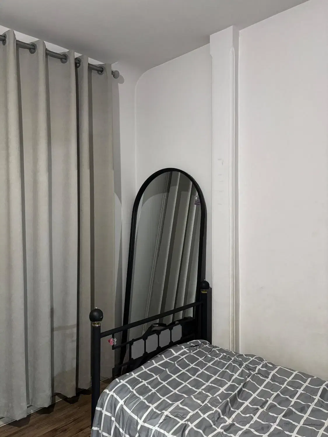 ۵۵ متر طبقه۳/انباری تراس زوج ومجرد/پونک( خجسه پور)