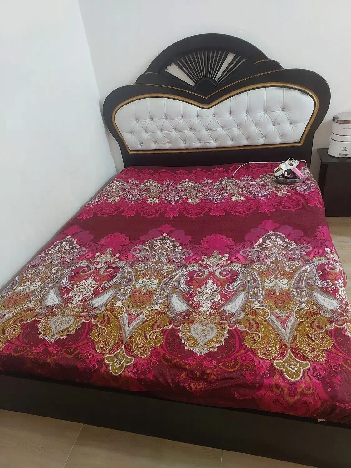 تخت|تخت و سرویس خواب|اندیمشک, |دیوار