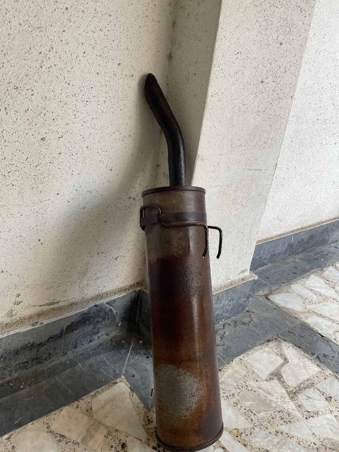 اگزوز فابریک قدیمی|قطعات یدکی و لوازم جانبی|رشت, منظریه|دیوار