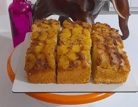 انواع کیک های کافی شاپی|خوردنی و آشامیدنی|امیدیه, |دیوار