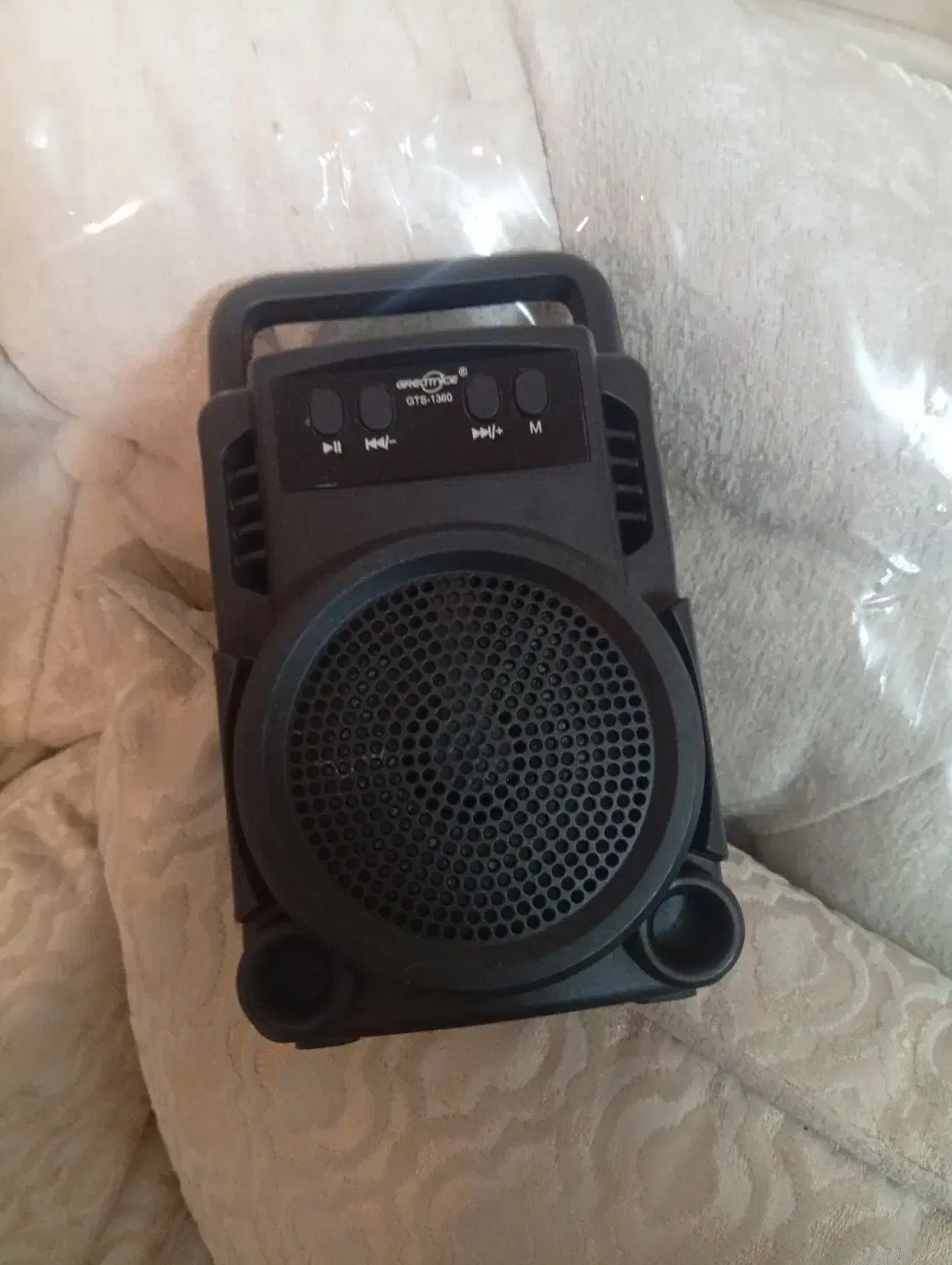 اسپیکر کوچک سه اینچ آکبند جعبه داردرقص نور دارد|سیستم صوتی خانگی|تهران, علم و صنعت|دیوار