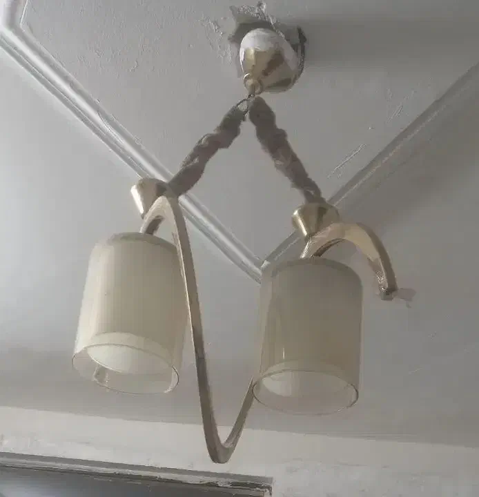 تعداد 4عدد لوستر یک 5شعله یک 3شعله تعداد 2عدد2شعله|لوستر و چراغ آویز|مشهد, حسینآباد|دیوار