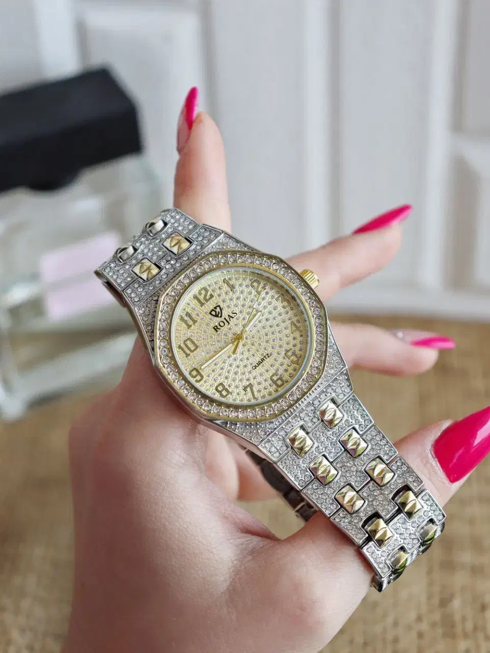 ساعت ست فول نگین فلزی مجلسی/×کد۴۰۰۹|ساعت|اصفهان, قلعه طبره|دیوار