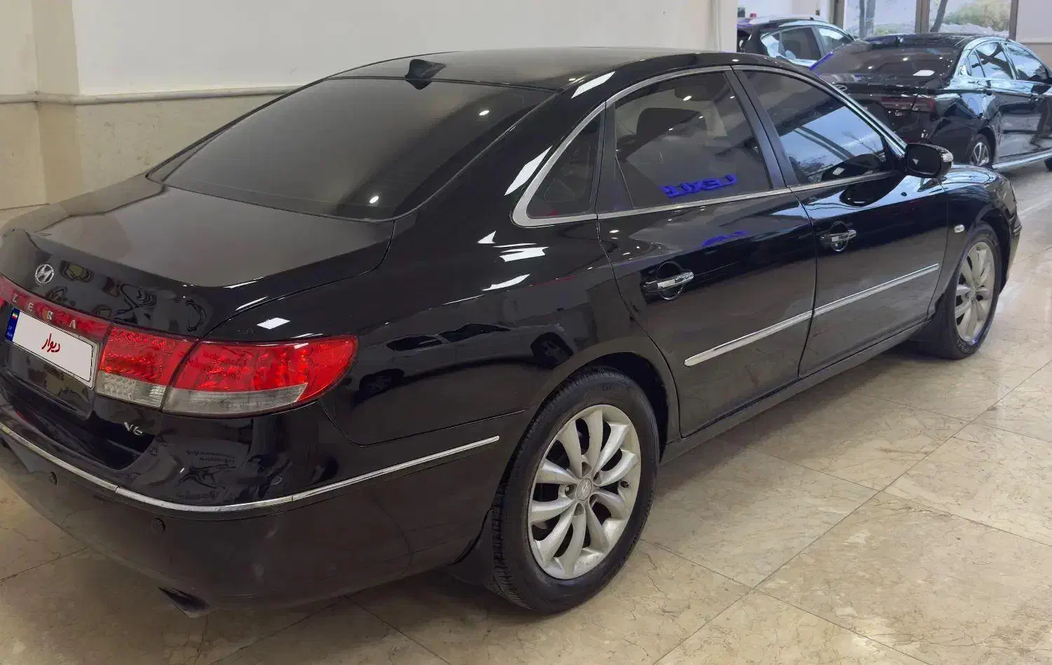 آزرا ۲۰۰۸ رنگدار|خودرو سواری و وانت|اردبیل, |دیوار