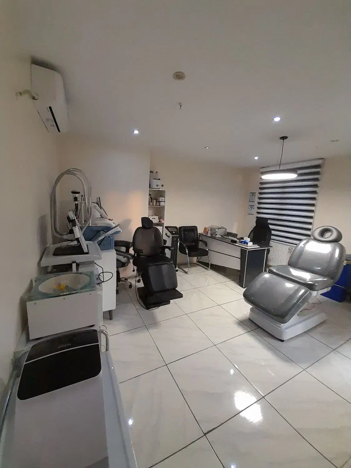 پزشک عمومی با پروانه تهران|استخدام درمانی، زیبایی، بهداشتی|ری, دیلمان|دیوار