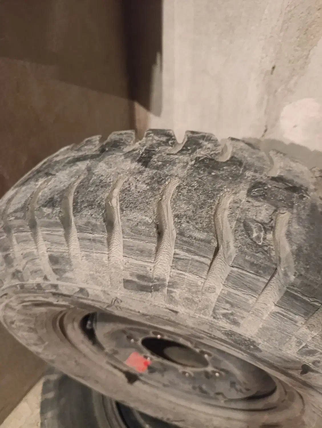 لاستیک نیسان زامیاد خاور|قطعات یدکی و لوازم جانبی|کرمانشاه, |دیوار