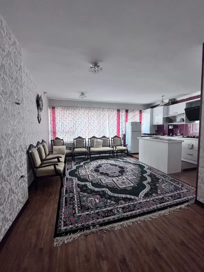 رهن کامل خانه آپارتمانی در مرکزشهر(پارامونت)|اجارهٔ آپارتمان|شیراز, ارم|دیوار