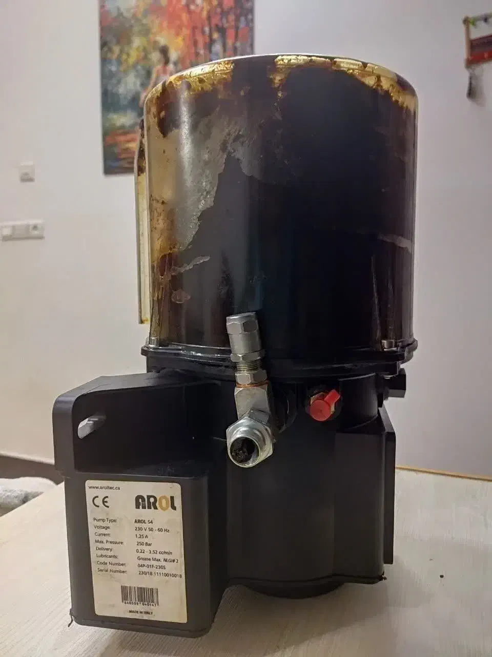 گیریس پمپ|ابزارآلات|دهاقان, |دیوار