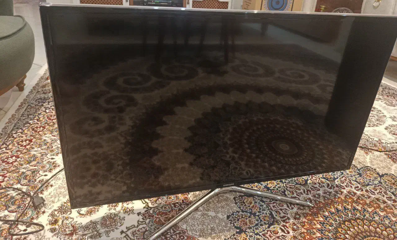 تلوزیون سامسونگ  ۴۲ اینچ دارای عینک سه بعدی|تلویزیون و پروژکتور|اندیشه, اندیشه فاز ۳|دیوار