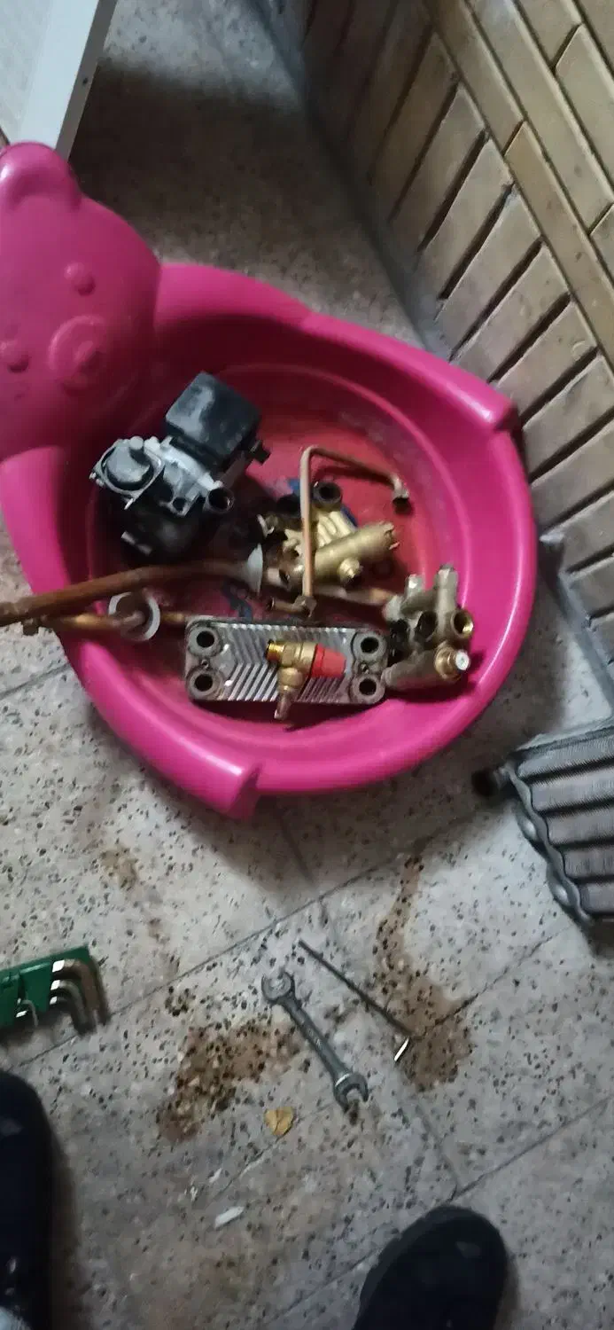 تعمیرکار پکیج تعمیرات تخصصی پکیج ایرانی و خارجی|خدمات پیشه و مهارت|مشهد, هنرستان|دیوار