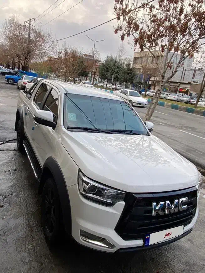 کی ام سی T8مدل1401|خودرو سواری و وانت|پیرانشهر, |دیوار