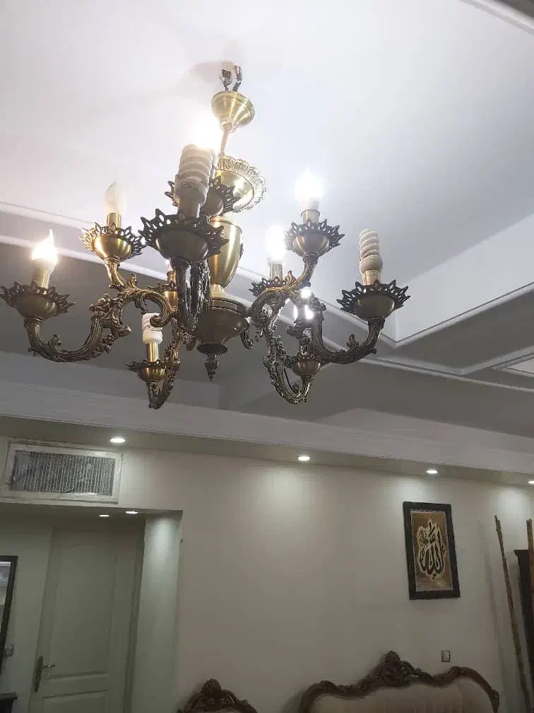 لوستر ده شاخه|لوستر و چراغ آویز|کرج, شهرک جهاننما|دیوار