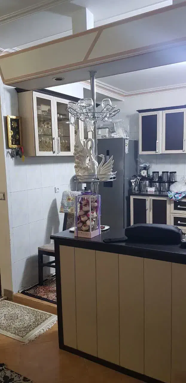 کابینت چوبی دست دوم سینگ وهود|آبچکان و نظمدهنده ظروف|صباشهر, |دیوار