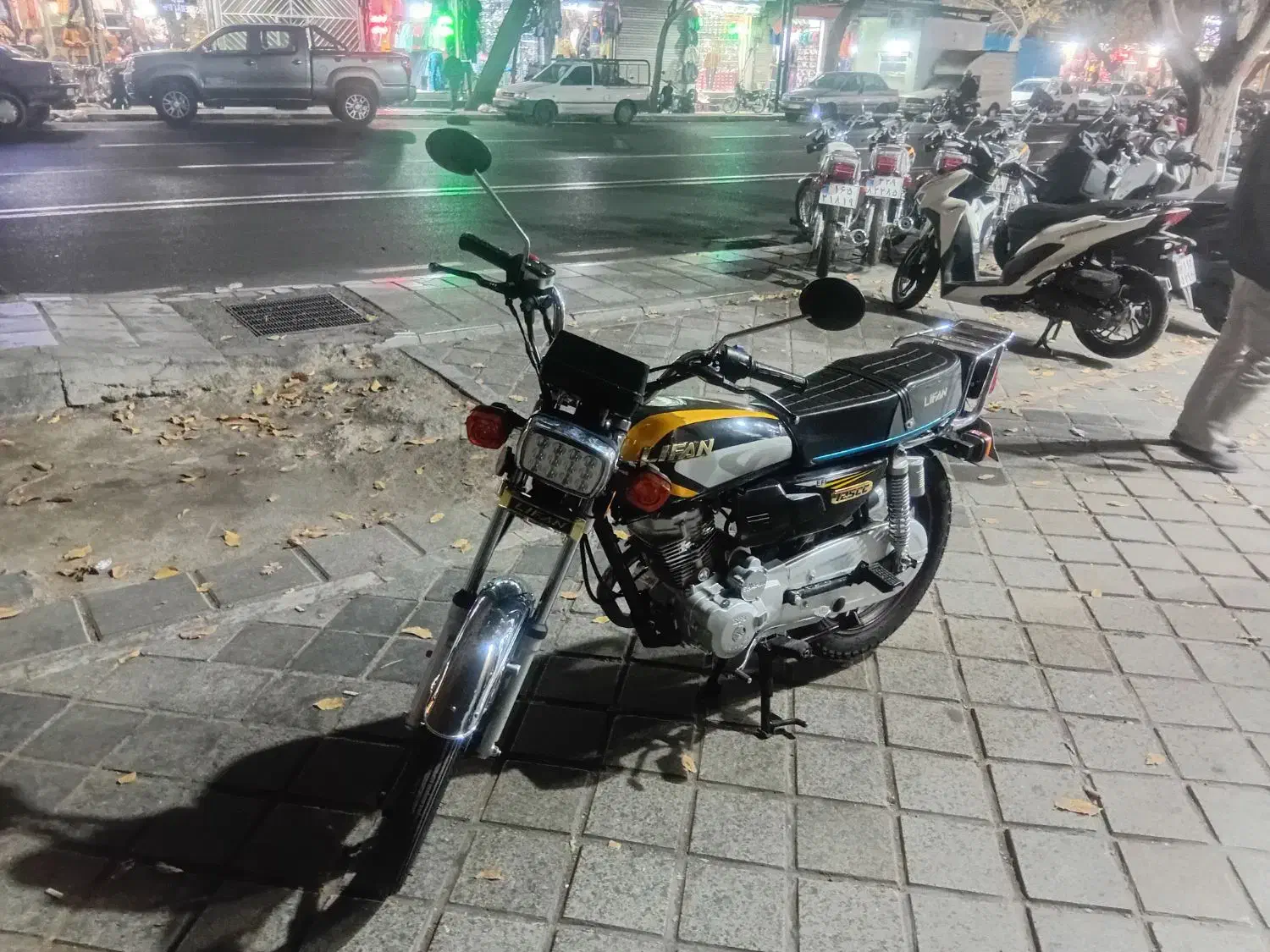 هندا ۱۲۵|موتورسیکلت|تهران, قلمستان|دیوار