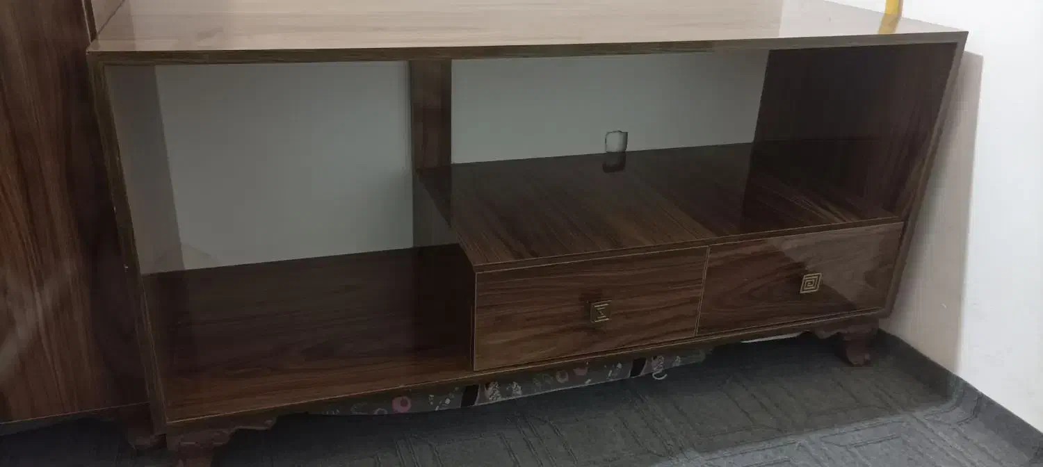 میز تلوزیون|میز تلویزیون|تربت‌حیدریه, شهرک ولیعصر|دیوار