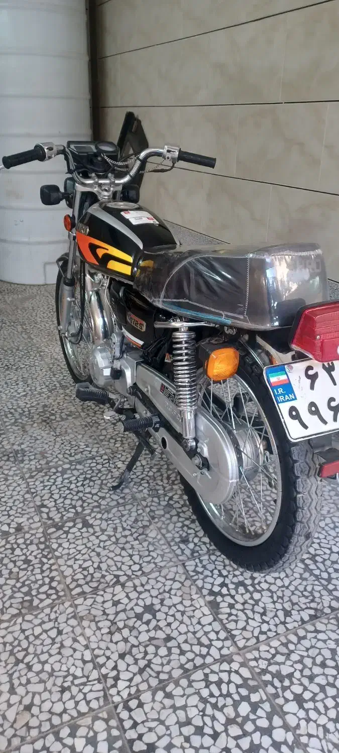 پیشرو ۱۲۵ مدل ۱۴۰۲|موتورسیکلت|نجفآباد, گلدشت|دیوار