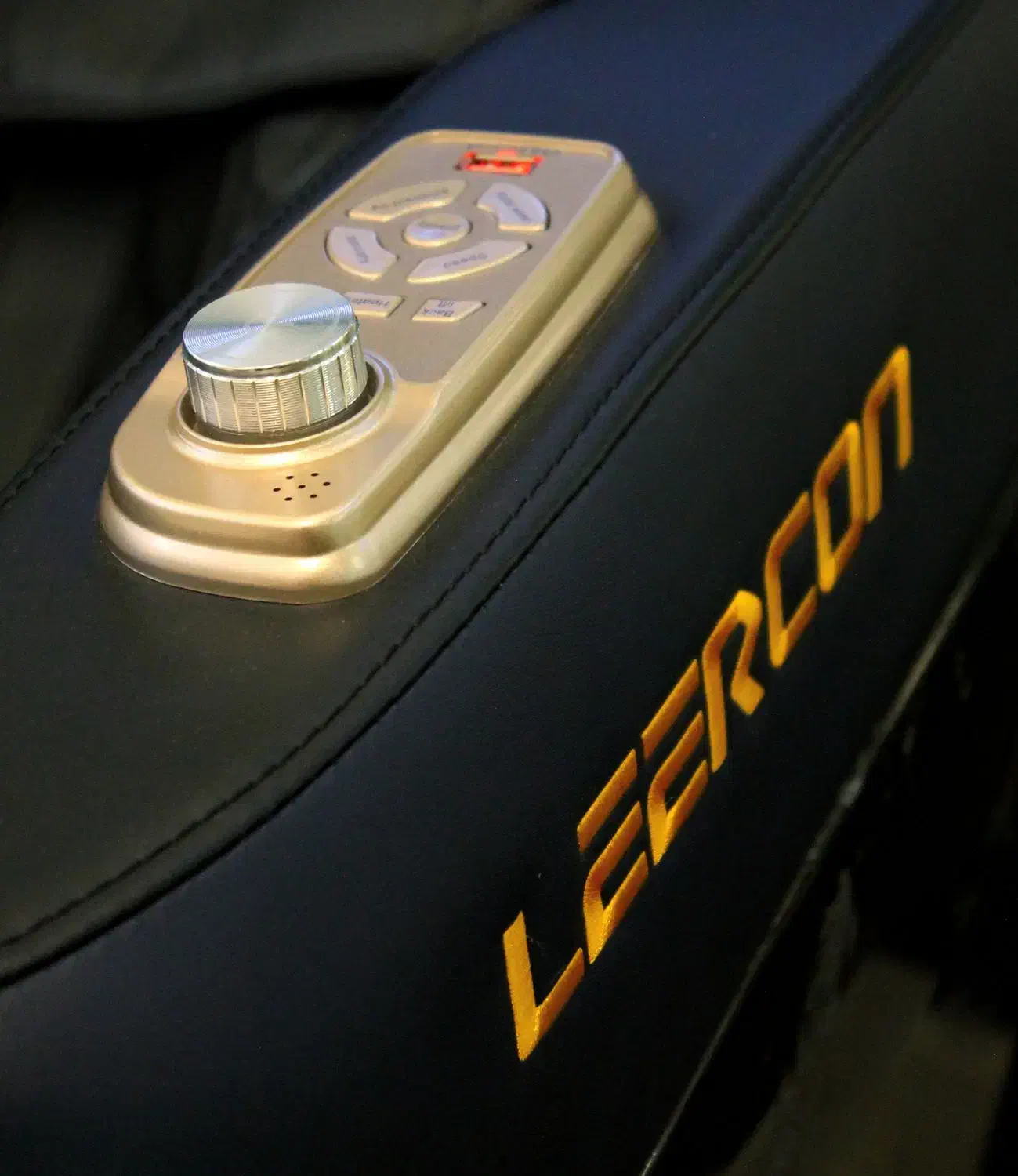 صندلی ماساژور ،شرایط ویژه لیرکن (نمایندگی ،اقساط)|تجهیزات ورزشی|تهران, نیاوران|دیوار