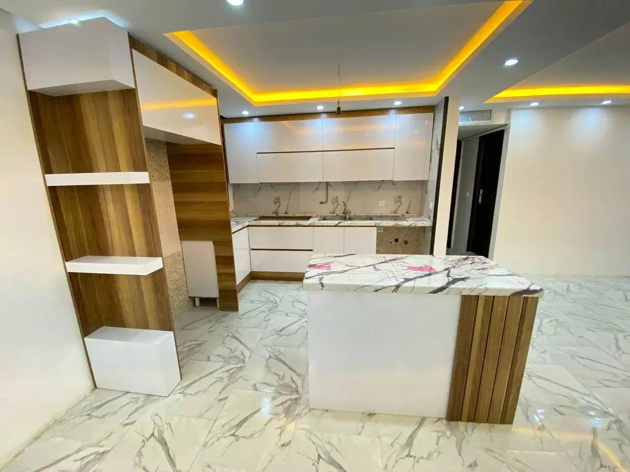 85 متری شیک و دلباز خیابان سرزمین|فروش آپارتمان|هشتگرد, شهرک المهدی|دیوار