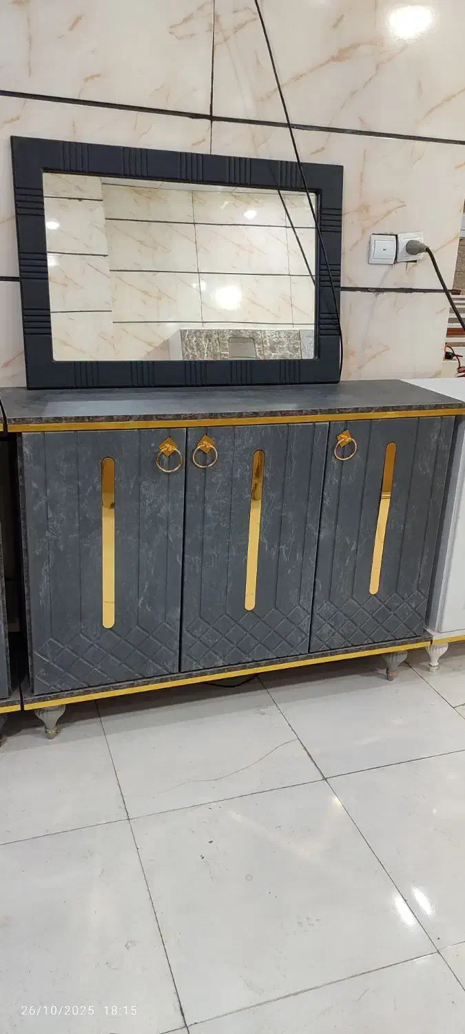 میز کنسول و میز تلویزیون|بوفه، ویترین، کنسول|نسیمشهر, |دیوار