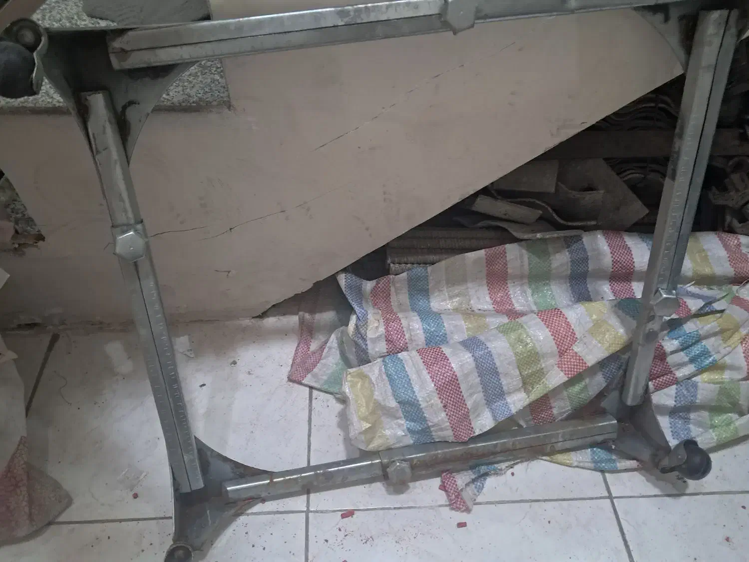 پایه یخچال|سایر لوازم برقی|تبریز, |دیوار