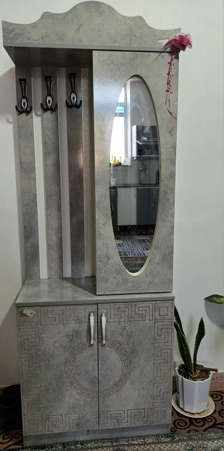 فروش فوری جاکفشی نو نو|جاکفشی، کمد، دراور|کلاله, |دیوار