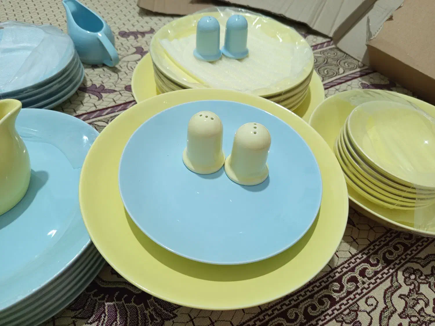 سرویس بشقاب|سرویس روتختی|نسیم‌شهر, |دیوار