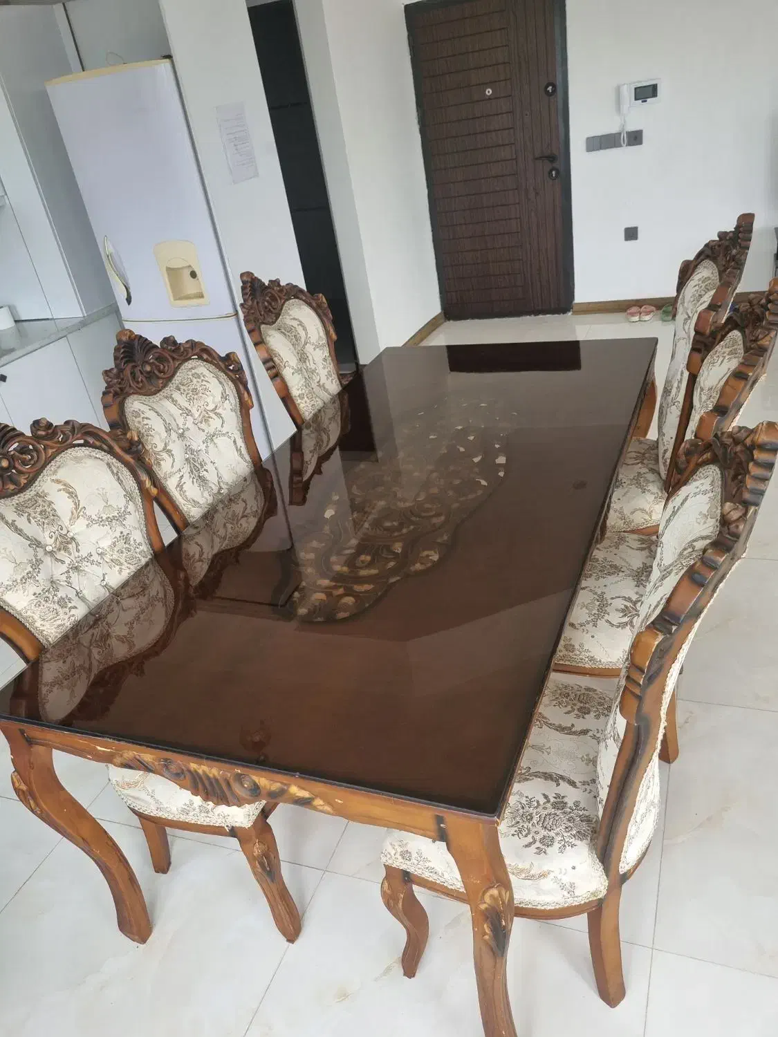 میز نهارخوری ۸ نفره با ۶ صندلی فروش فوری|میز و صندلی غذاخوری|واجارگاه, |دیوار