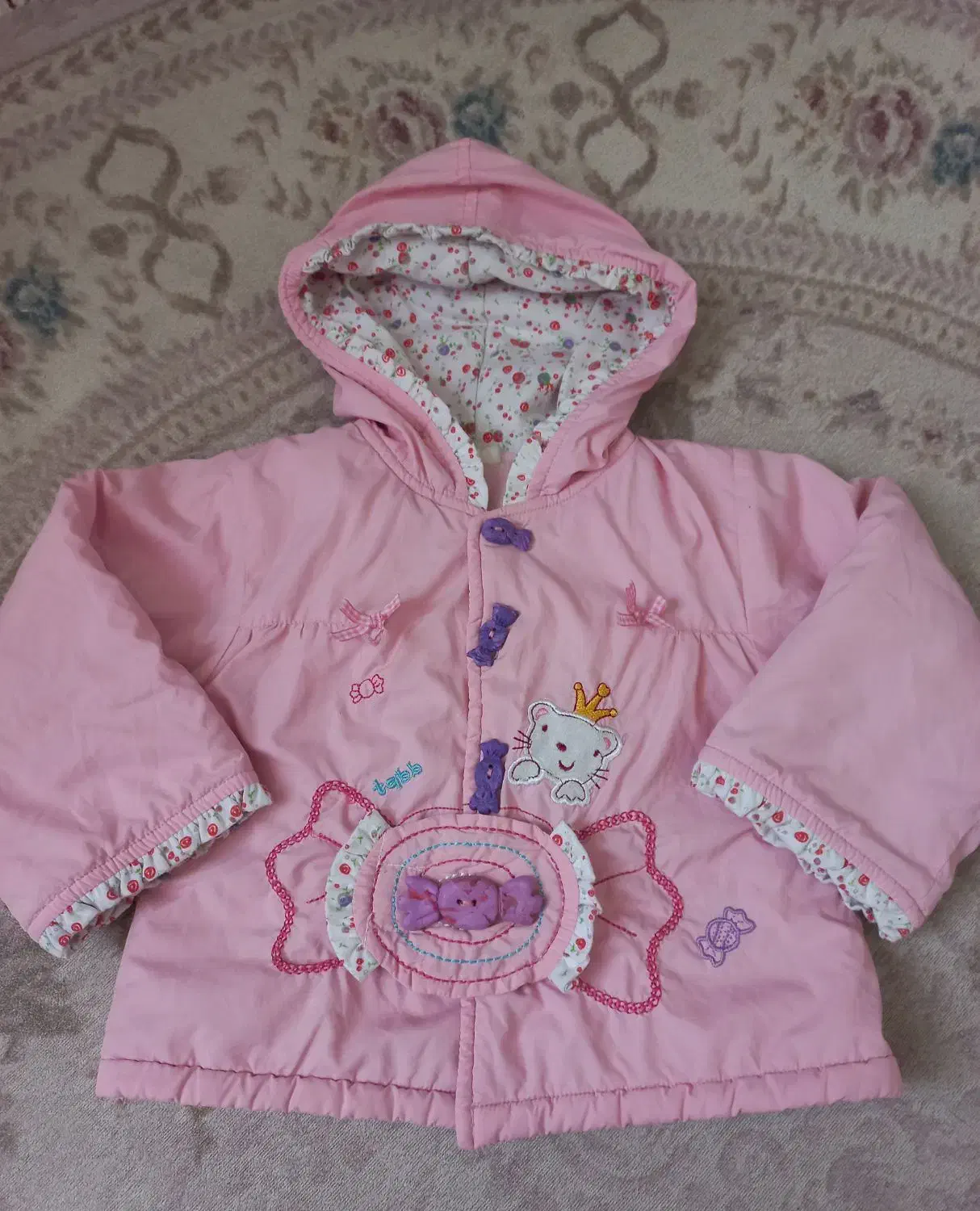 لباس های نوزادی خارجی دخترانه و پسرانه|کفش و لباس بچه|کرج, عظیمیه|دیوار