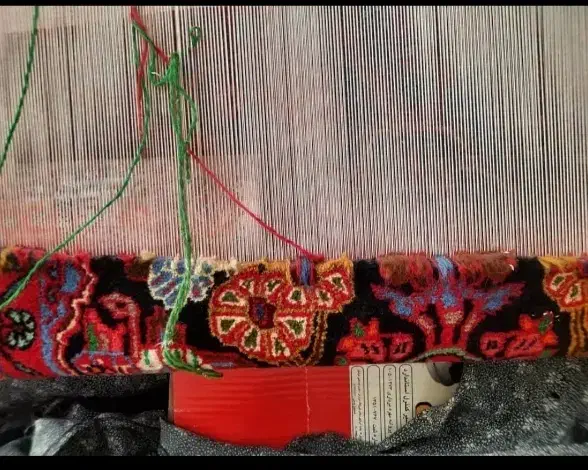 فرش دست بافت سنتی|فرش|نهاوند, |دیوار