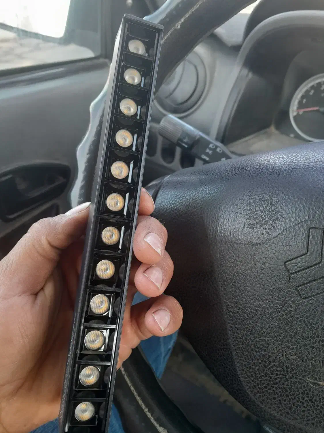 چراغ مگنتی|لامپ و چراغ|میبد, |دیوار