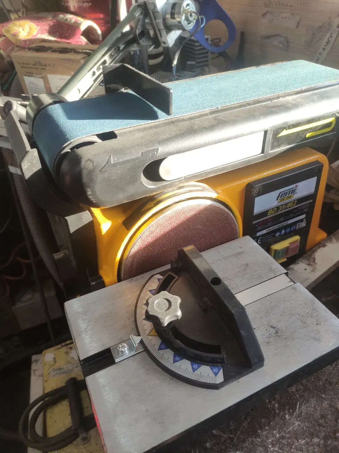 خدمات تیز کردن چاقو قیچی تیغه چرخ گوشت...|فروشگاه و مغازه|صدرا-فارس, فاز ۱|دیوار