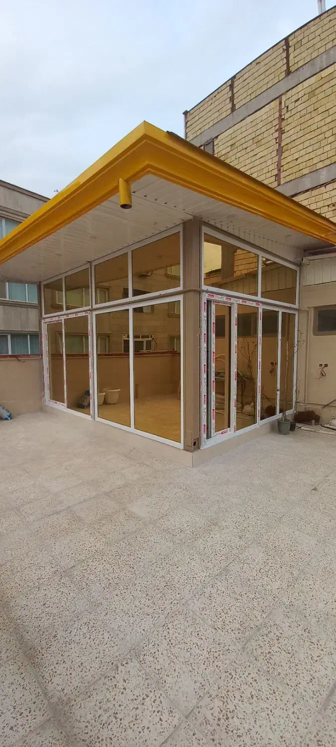 تولید و نصب درب و پنجرههای UPVC|خدمات پیشه و مهارت|میانه, |دیوار